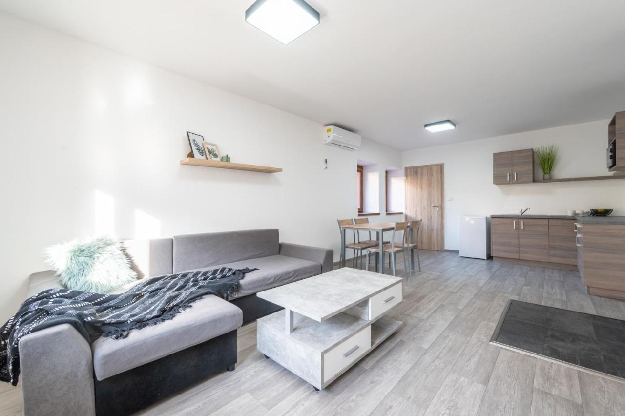 Pohoda Salas U Velehradu-2 Apartmany Uherské Hradiště Kültér fotó